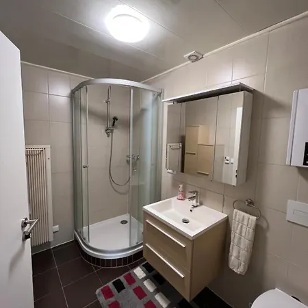 Lana * Φρόιντενσταντ